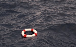 18563630 - lifebelt in the ocean